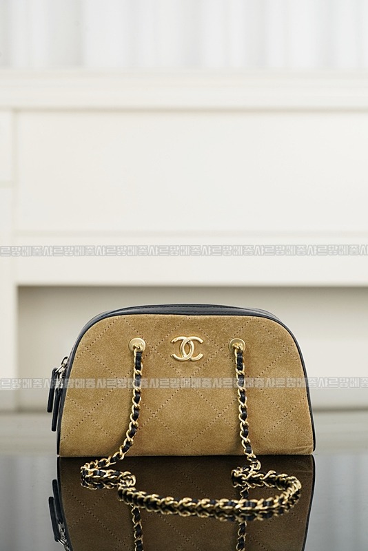 샤넬26P스웨이드볼링백  20260419,110112,004.jpg