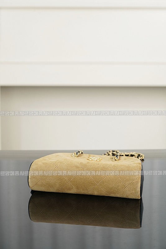 샤넬26P스웨이드볼링백  20260419,110113,009.jpg