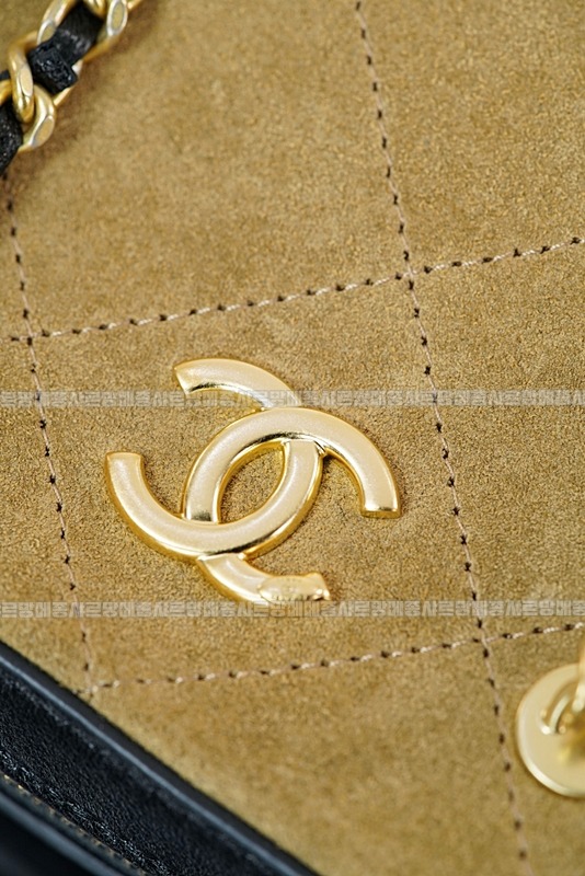 샤넬26P스웨이드볼링백  20260419,110114,016.jpg