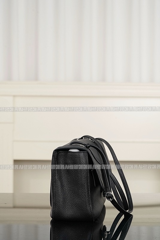 샤넬맥시플랩백  20260419,142040,009.jpg