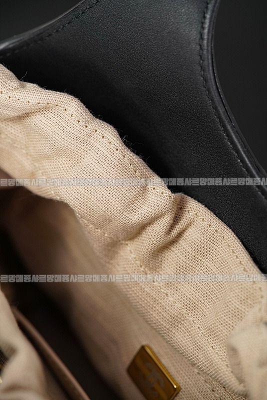 샤넬스몰쇼핑백  20260419,161437,031.jpg