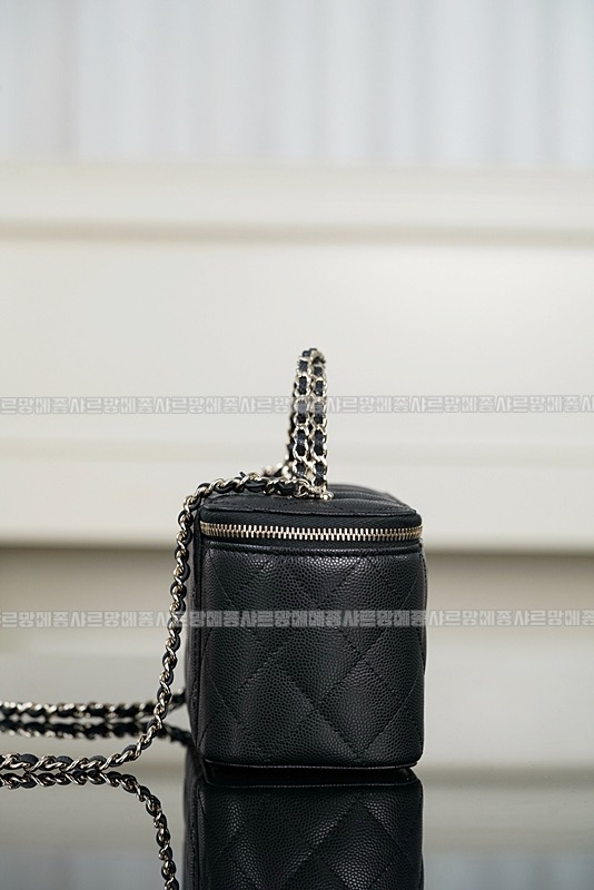 샤넬베니티탑핸들백  20260419,165956,006.jpg