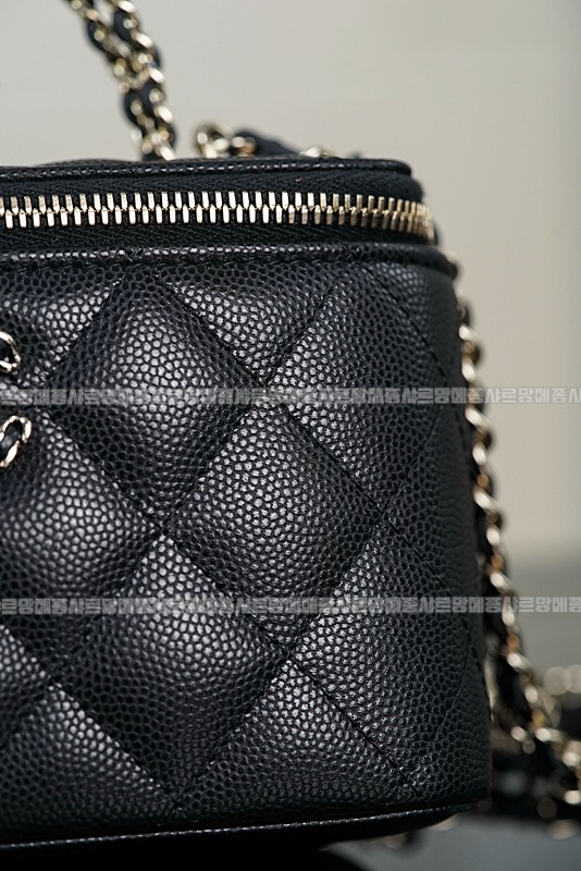 샤넬베니티탑핸들백  20260419,165958,013.jpg