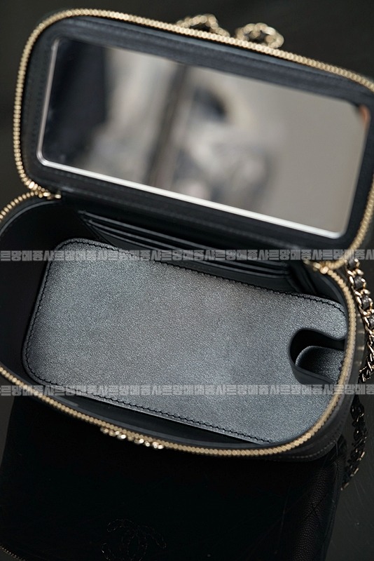 샤넬베니티탑핸들백  20260419,170000,025.jpg