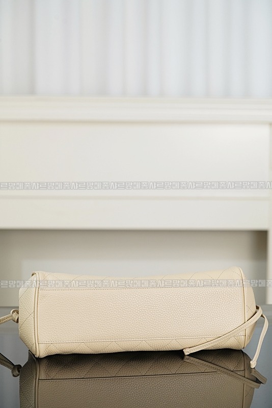 샤넬스몰쇼핑백  20260419,171122,010.jpg