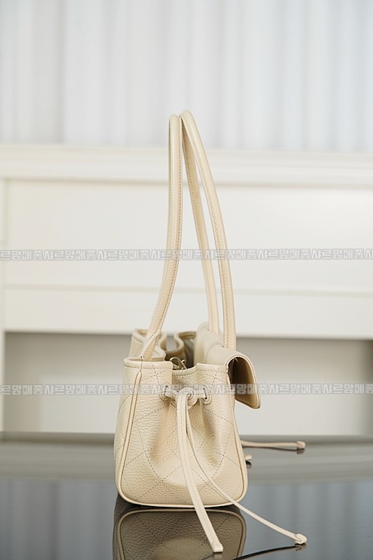 샤넬스몰쇼핑백  20260419,171122,007.jpg