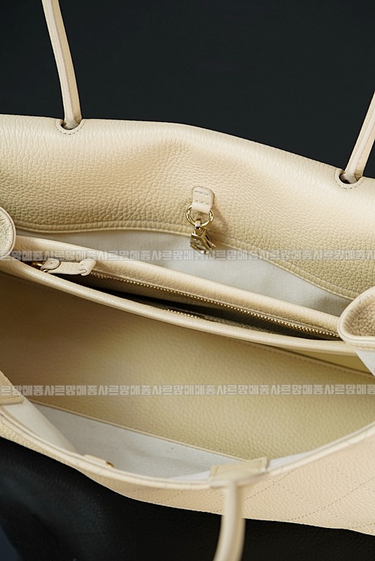 샤넬스몰쇼핑백  20260419,171127,031.jpg