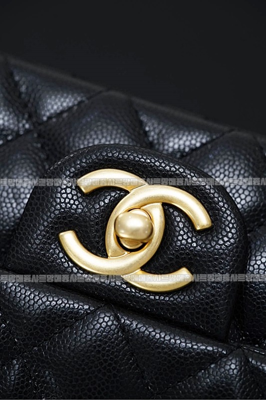 샤넬핸들미니플랩백  20260420,100339,028.jpg