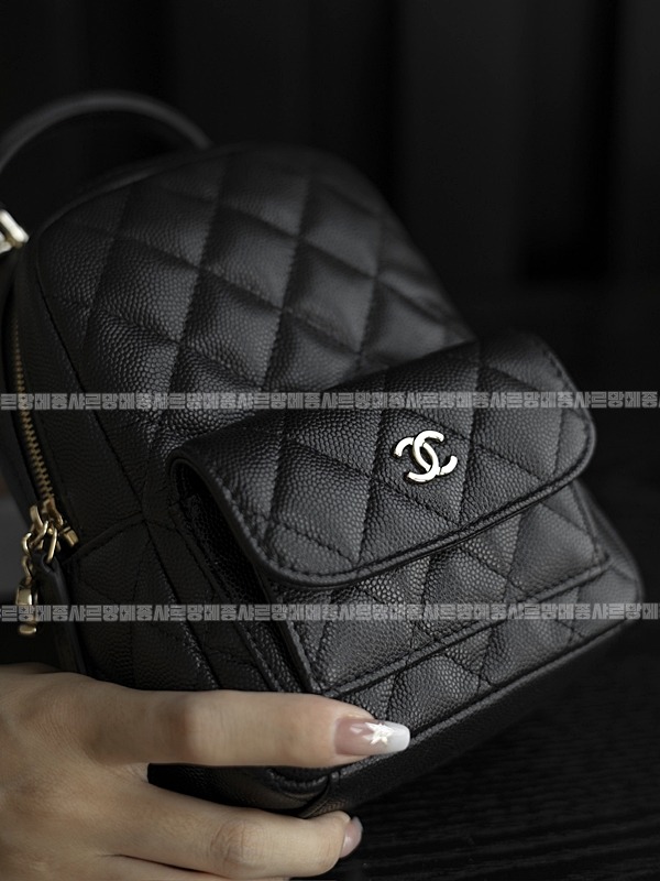 샤넬탑핸들체인미니백팩  20260420,103738,016.jpg