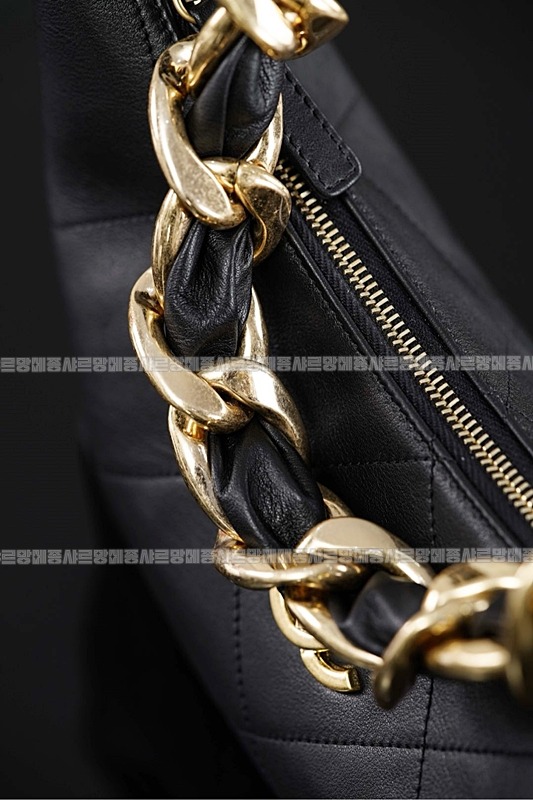 샤넬25K히피호보백  20260420,135351,017.jpg