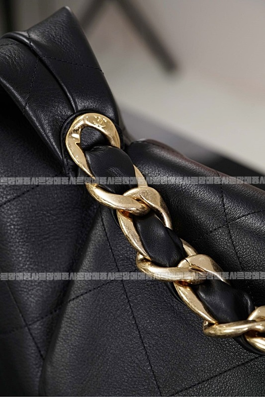 샤넬맥시호보백  20260420,140735,016.jpg