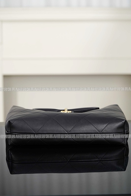 샤넬맥시호보백라지  20260420,142145,013.jpg