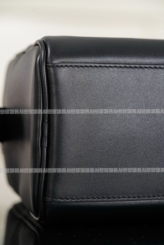 샤넬라지볼링백  20260420,152634,015.jpg