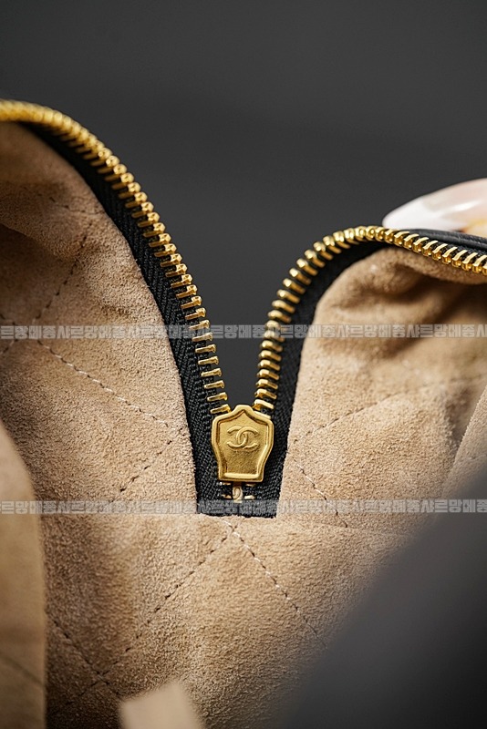 샤넬라지볼링백  20260420,152639,035.jpg