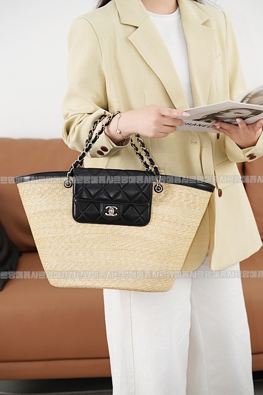 샤넬라지쇼핑백  20260420,154821,005.jpg