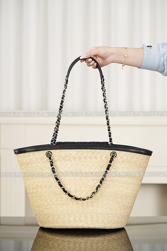 샤넬라지쇼핑백  20260420,154821,007.jpg