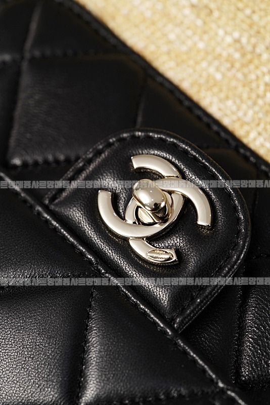 샤넬라지쇼핑백  20260420,154824,021.jpg