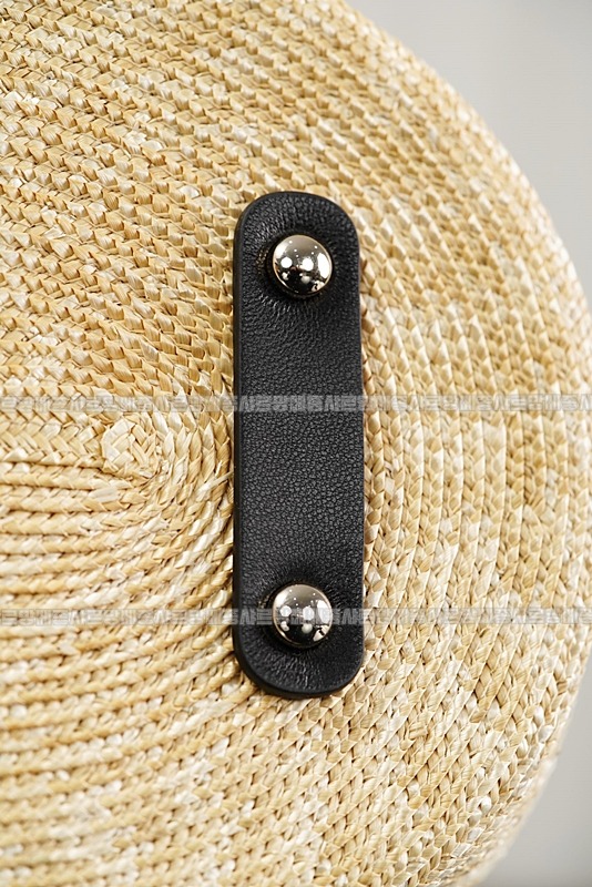 샤넬라지쇼핑백  20260420,154825,028.jpg