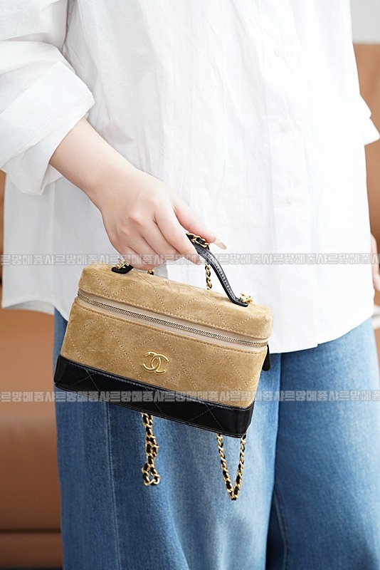 샤넬체인코스메틱케이스  20260420,161637,003.jpg