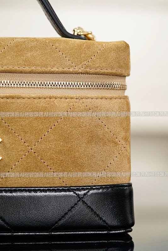 샤넬체인코스메틱케이스  20260420,161640,025.jpg