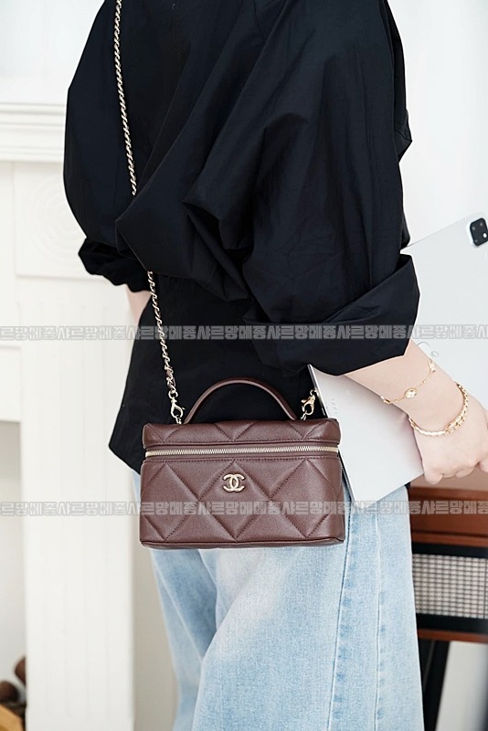 샤넬 체인 코스메틱 케이스20260420,172231,001.jpg