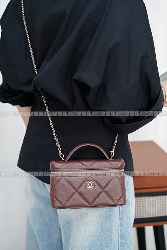 샤넬 체인 코스메틱 케이스20260420,172231,005.jpg