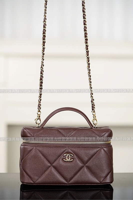 샤넬 체인 코스메틱 케이스20260420,172231,006.jpg