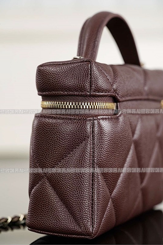 샤넬 체인 코스메틱 케이스20260420,172233,018.jpg