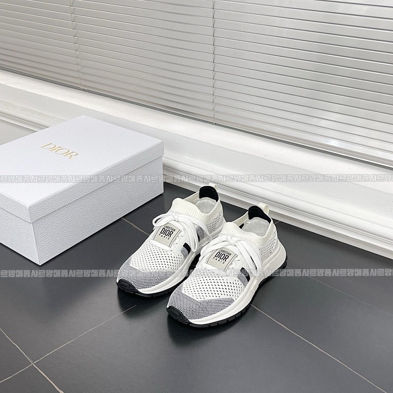 디올런앤디올스니커즈 20260423,125620,001.jpg