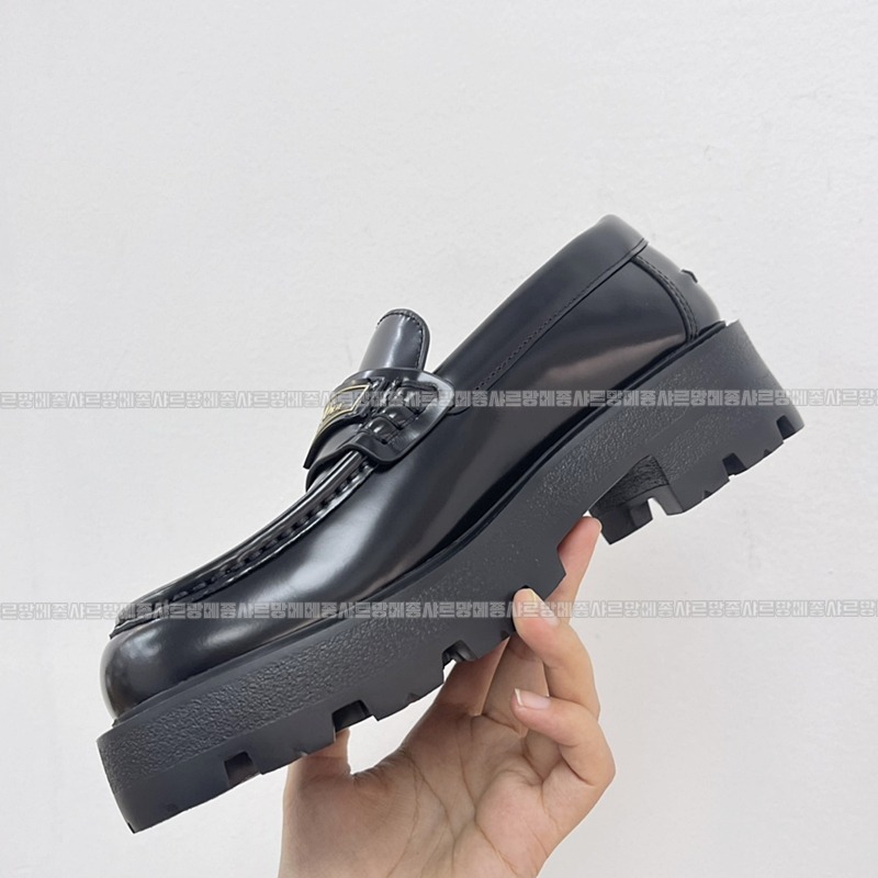 디올보이로퍼 20260423,130415,009.jpg