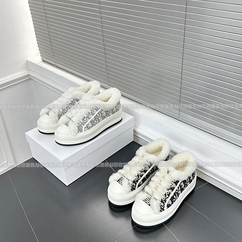 디올워크앤디올스니커즈 20260423,134846,003.jpg