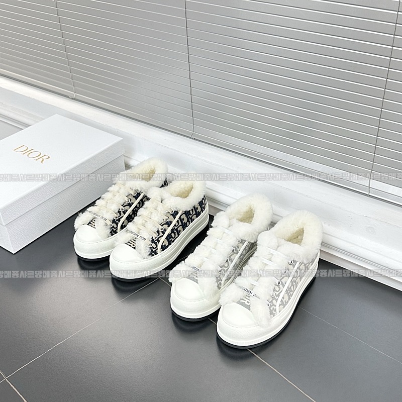 디올워크앤디올스니커즈 20260423,134846,001.jpg