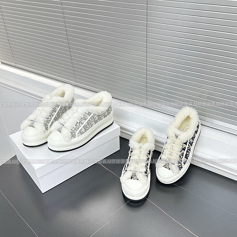 디올워크앤디올스니커즈 20260423,134846,002.jpg