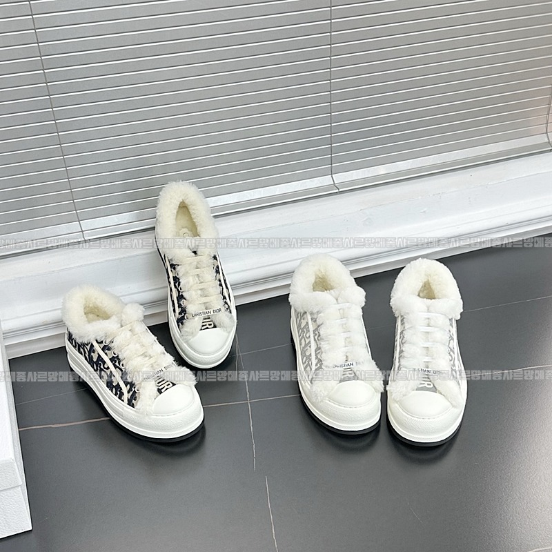 디올워크앤디올스니커즈 20260423,134846,004.jpg