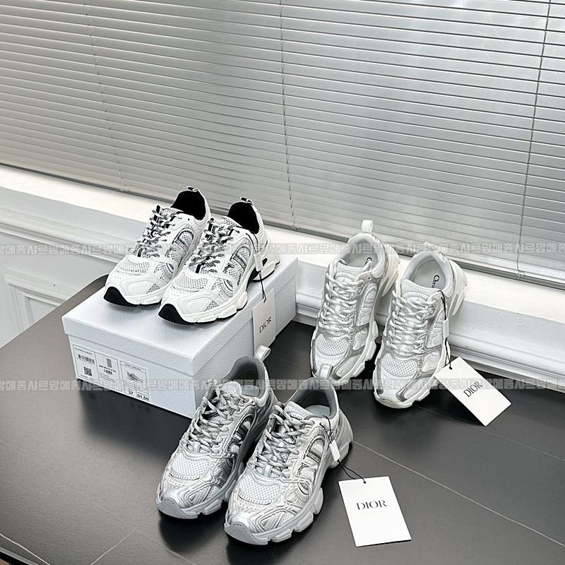 디올크로노스니커즈 20260423,135331,002.jpg