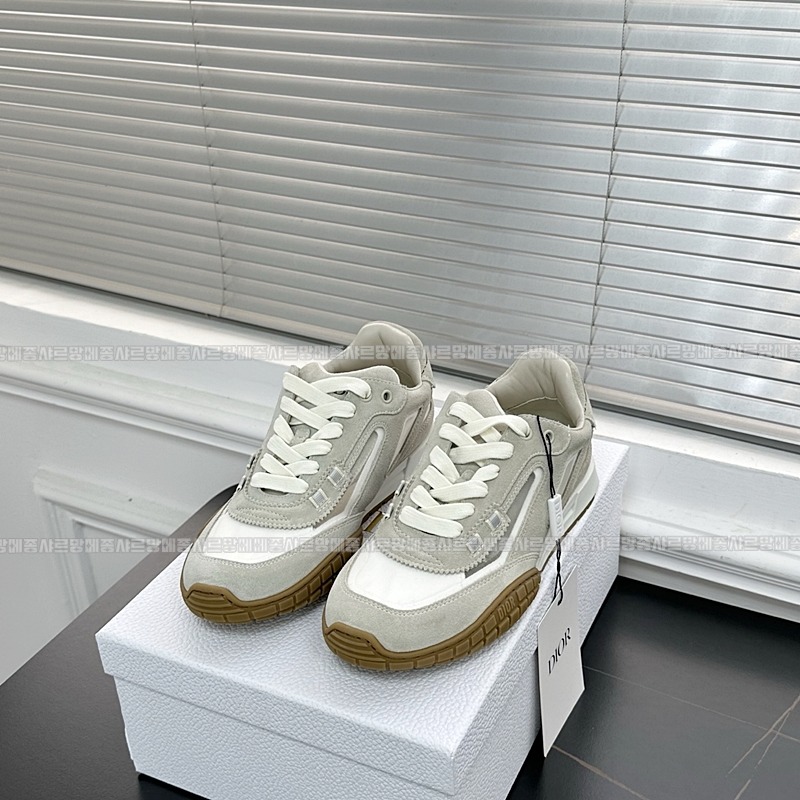 디올테크스니커즈 20260423,135810,004.jpg