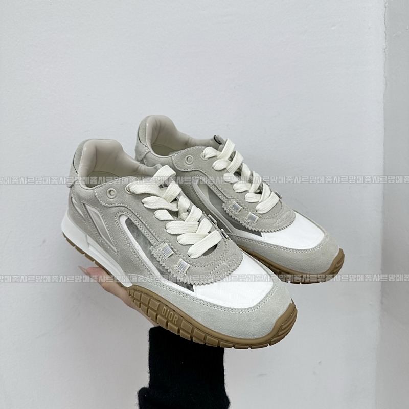 디올테크스니커즈 20260423,135810,007.jpg