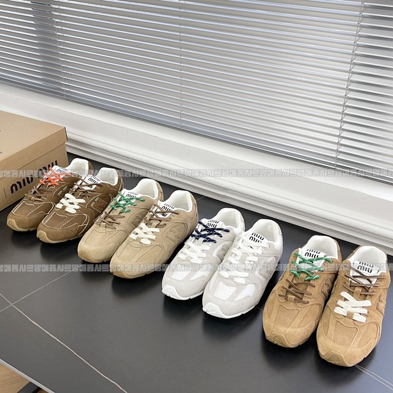 미우미우X뉴발란스530SL 20260423,152409,002.jpg