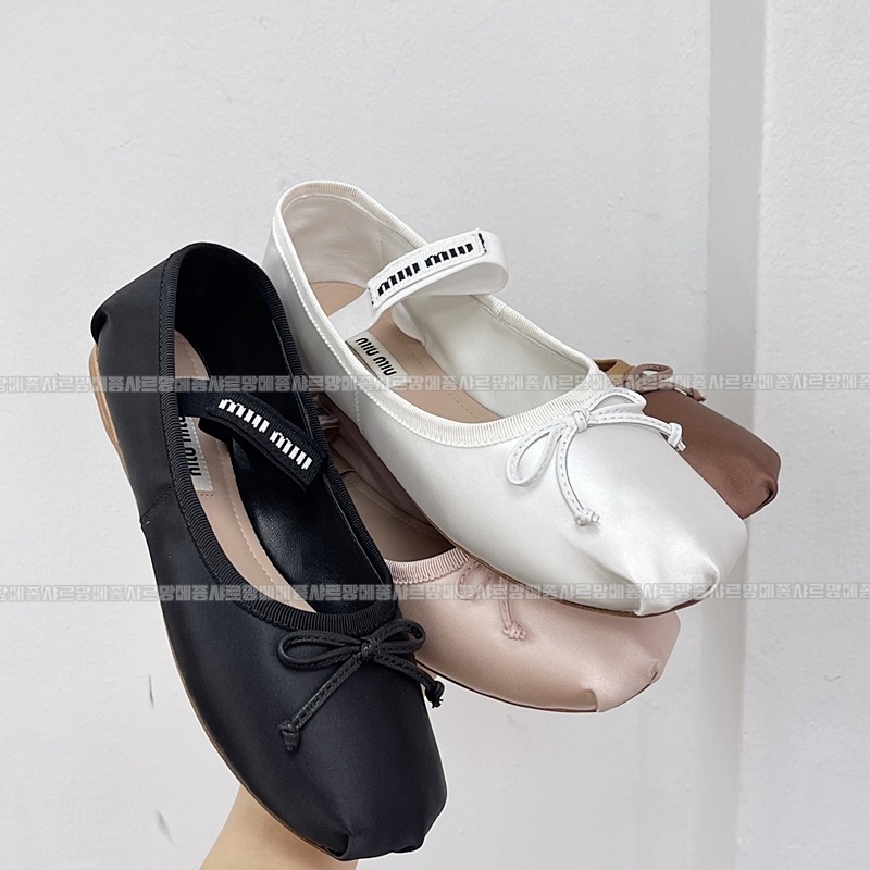 미우미우발레리나플렛 20260423,154507,006.jpg