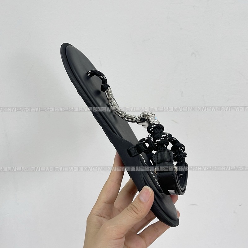 미우미우코튼코드통샌들 20260423,160642,009.jpg