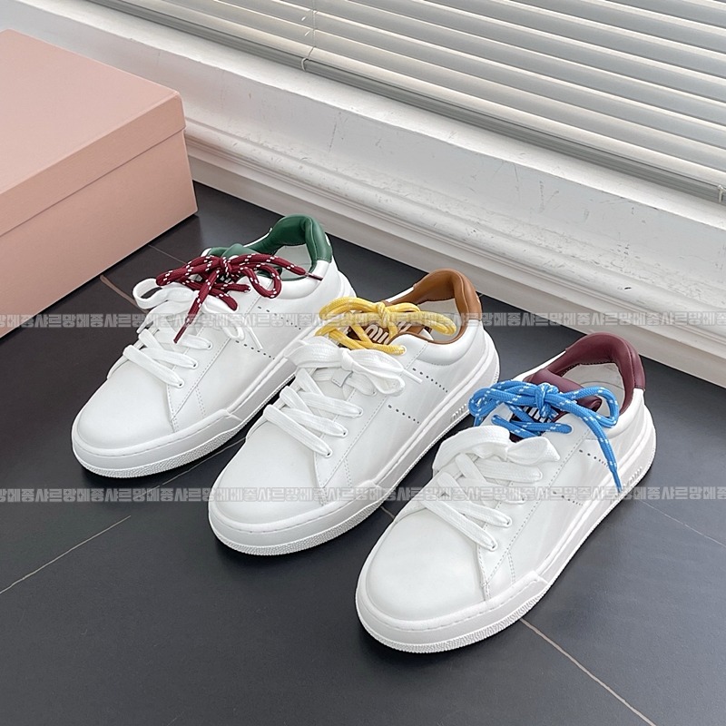 미우미우레더스니커즈화이트 20260423,161338,004.jpg