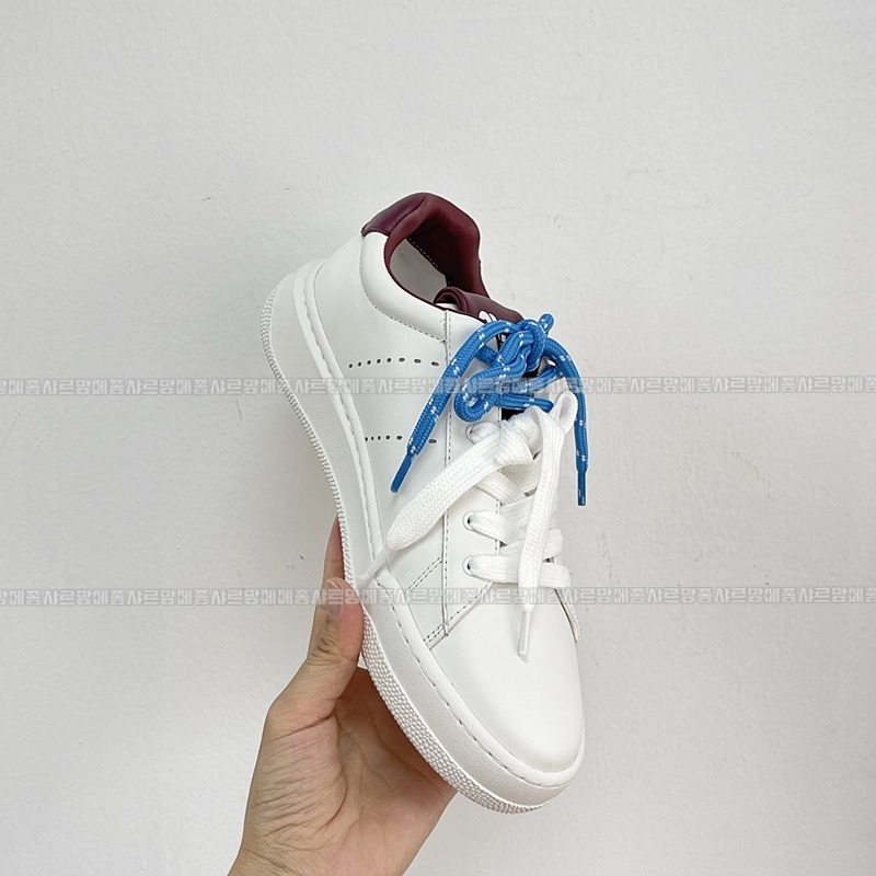 미우미우레더스니커즈화이트 20260423,161338,008.jpg