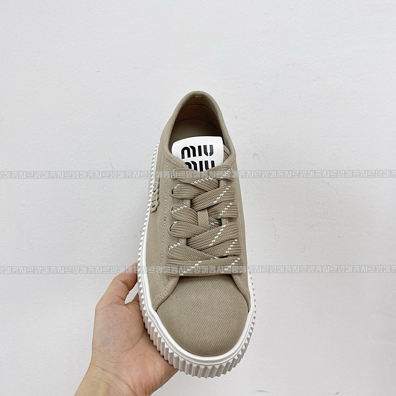 미우미우데님스니커즈 20260423,165836,001.jpg