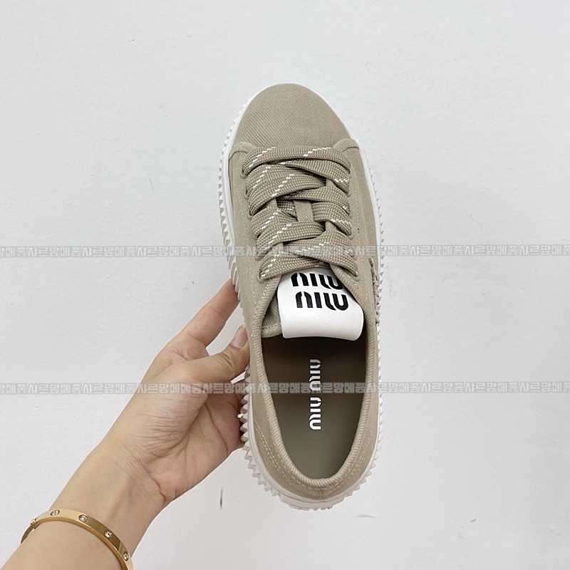 미우미우데님스니커즈 20260423,165837,006.jpg