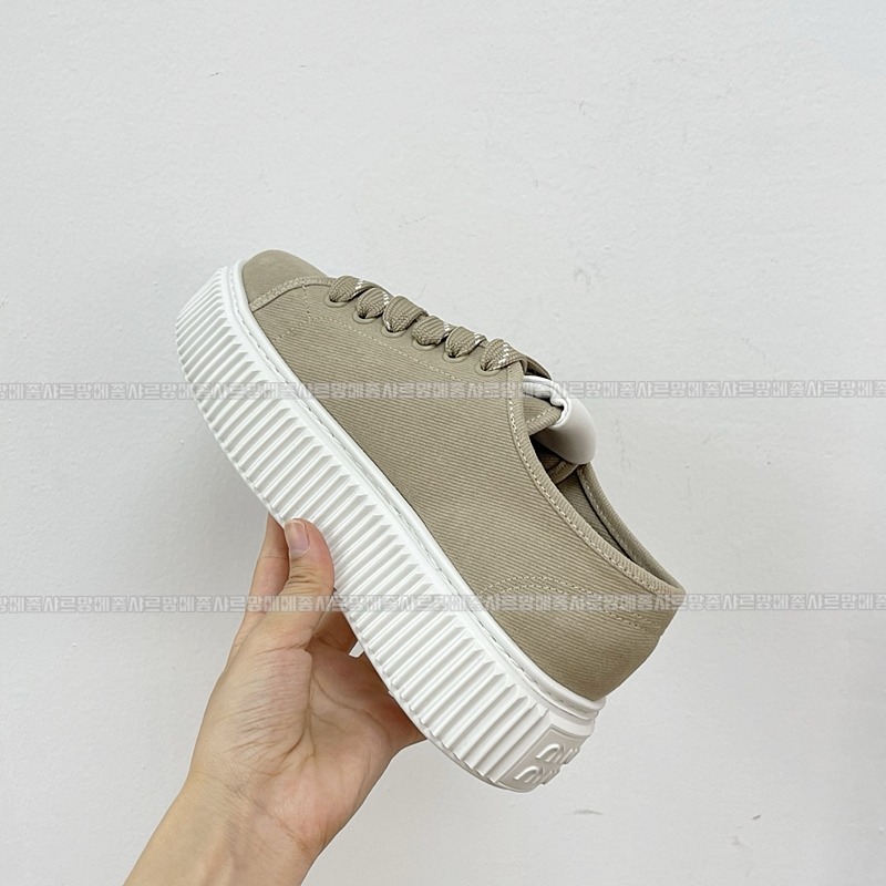 미우미우데님스니커즈 20260423,165836,005.jpg