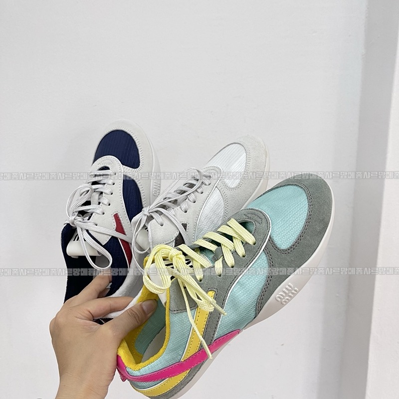 미우미우김나지움스니커즈 20260423,170254,007.jpg