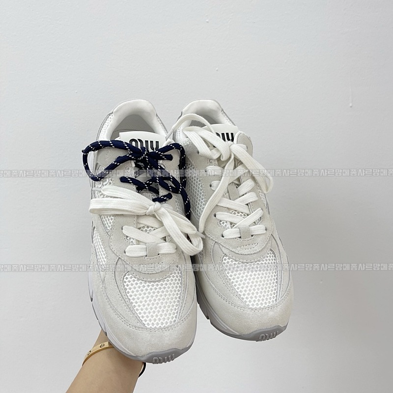 미우미우X뉴발란스530SL 20260423,171239,001.jpg