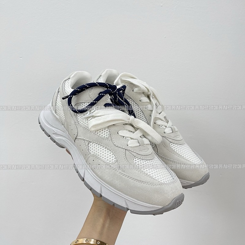 미우미우X뉴발란스530SL 20260423,171239,002.jpg