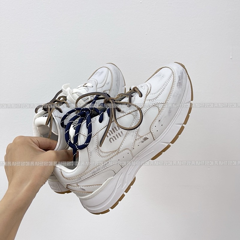 미우미우X뉴발란스530SL 20260423,171745,003.jpg