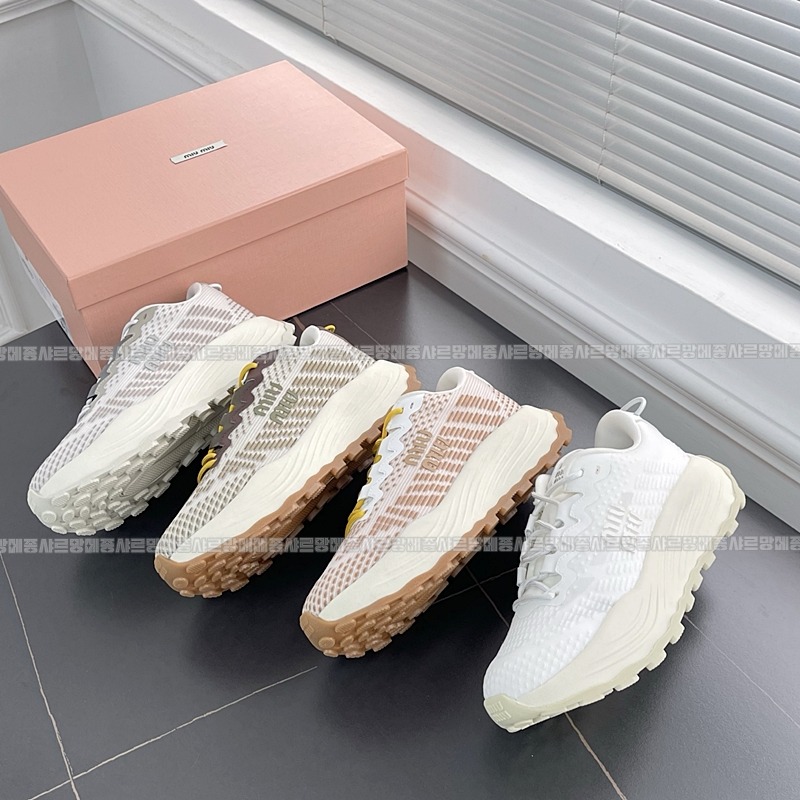 미우미우테크니컬패브릭스니커즈 20260423,173254,005.jpg